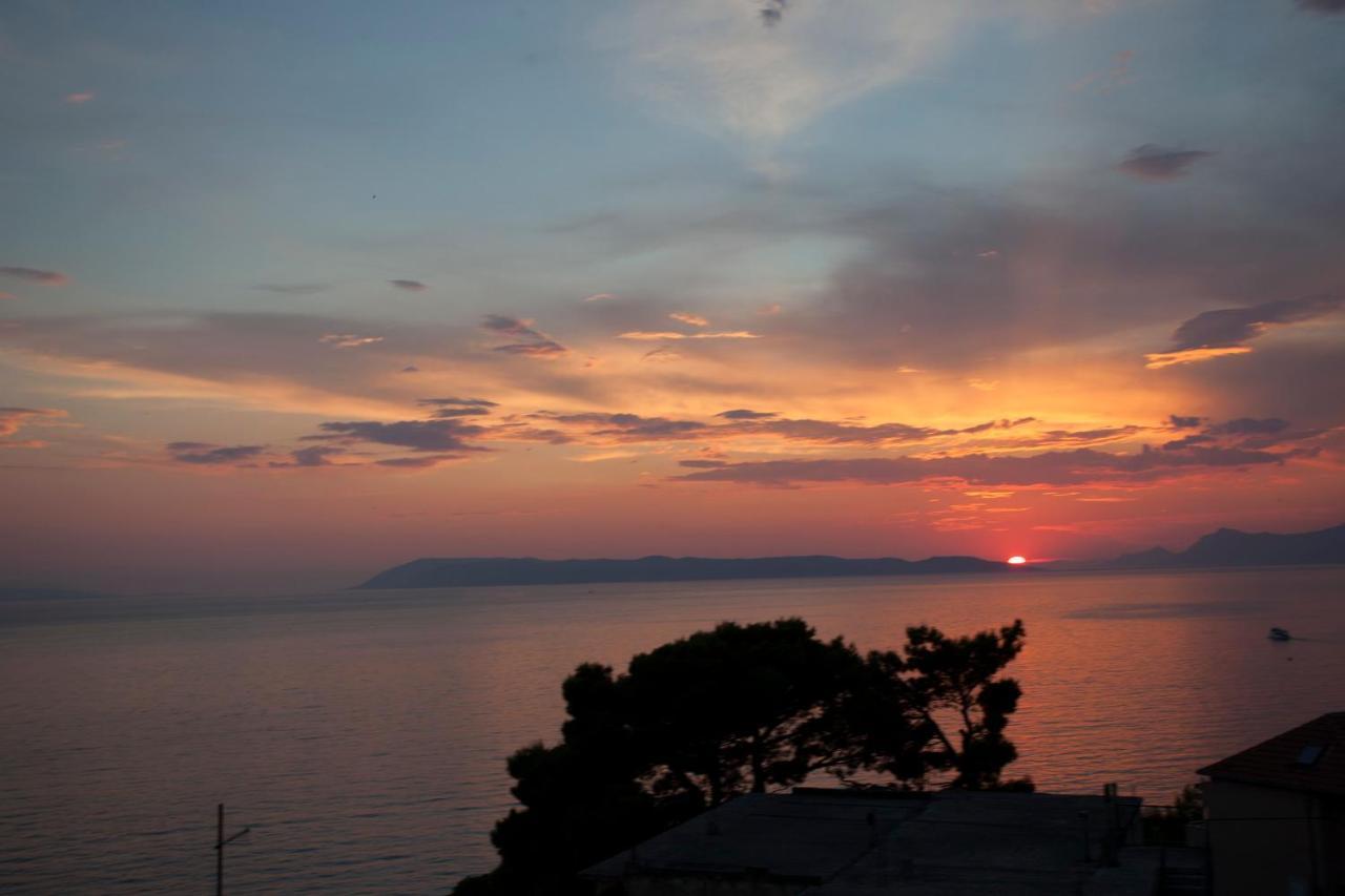 Aparthotel Villa Mozart Podgora Eksteriør billede