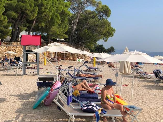Aparthotel Villa Mozart Podgora Eksteriør billede